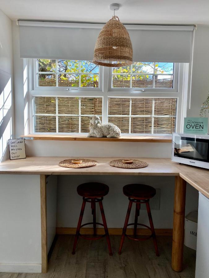 Little Limes An Adorable Little Suffolk Getaway With Outside Space Near Woodbridge Eyke Esterno foto